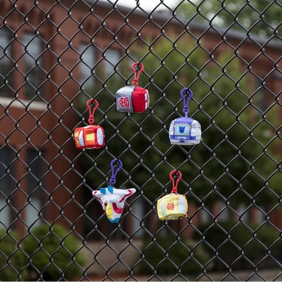 New 5 Hasbro Transformers Clip Bots Bundle - Picture 13 of 14